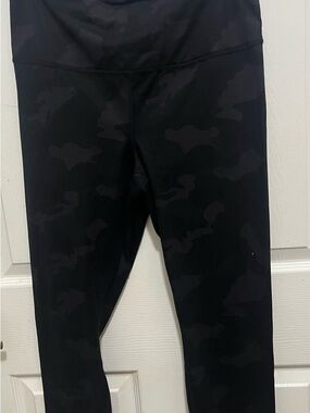 90 Degree By Reflex Black Camo High-Waist Leggings